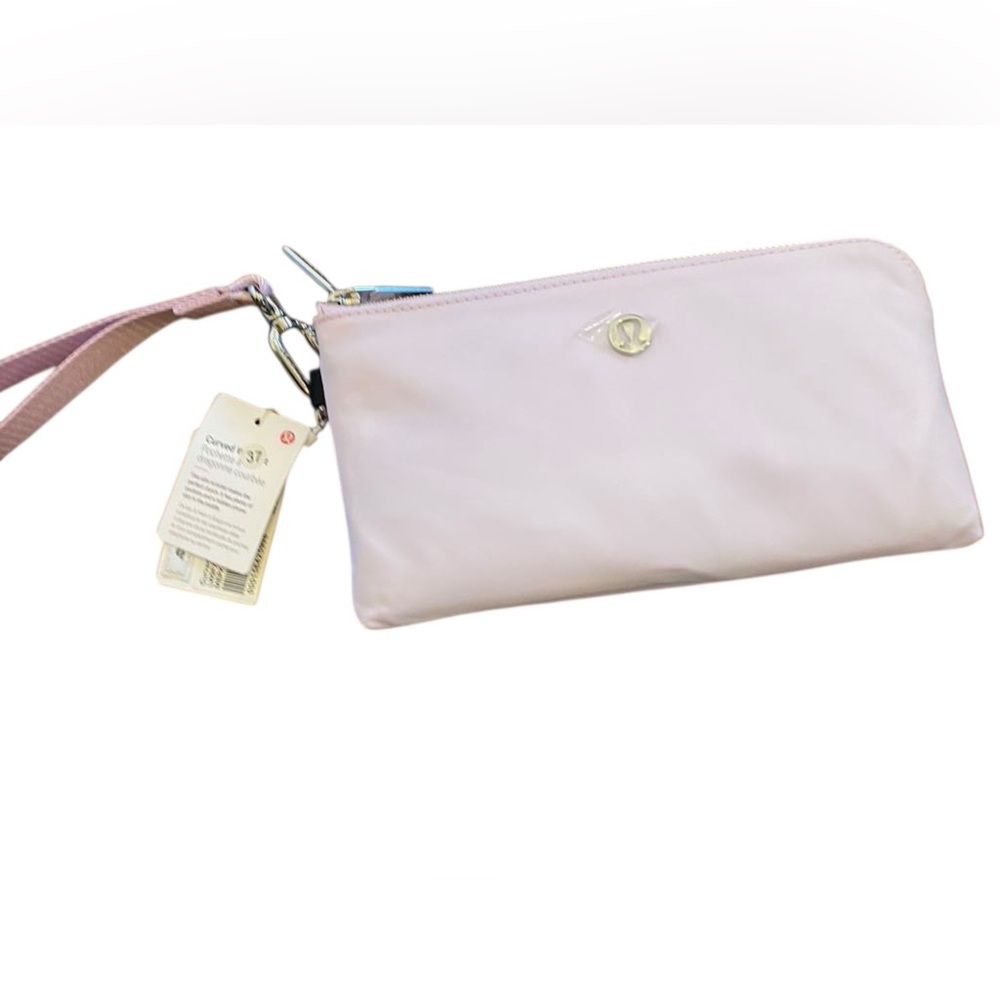 NWT Lululemon curved wristlet MEADOWSWEET PINK - Picture 2 of 5